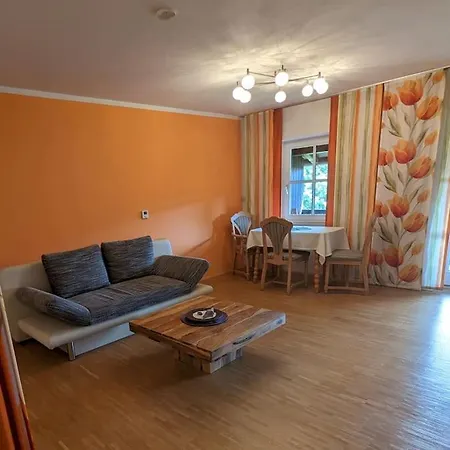 Ulmenzweig Apartment *