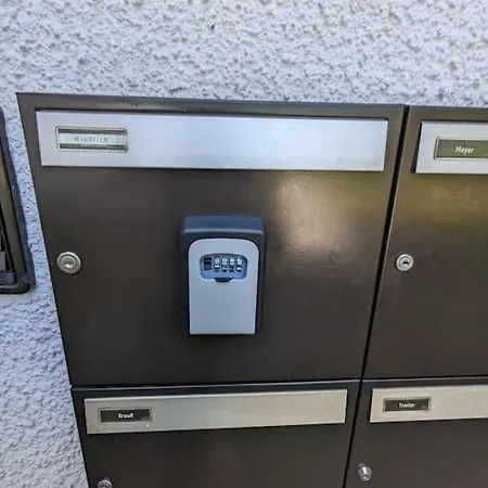 Ulmenzweig * Siegsdorf